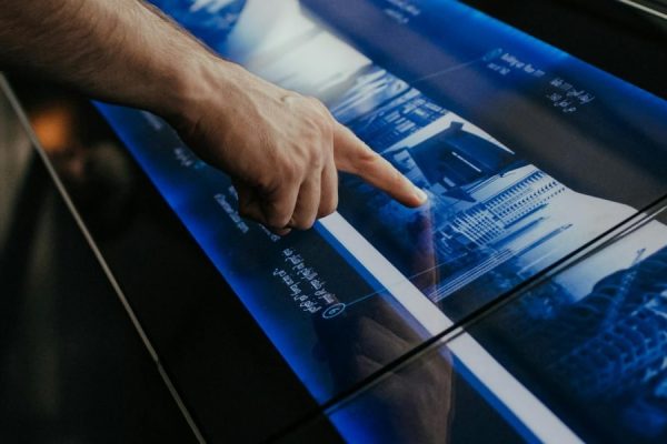 This article explains how image artificial intelligence has evolved from an experiment into a business-critical technology and provides a clear, practical guide...