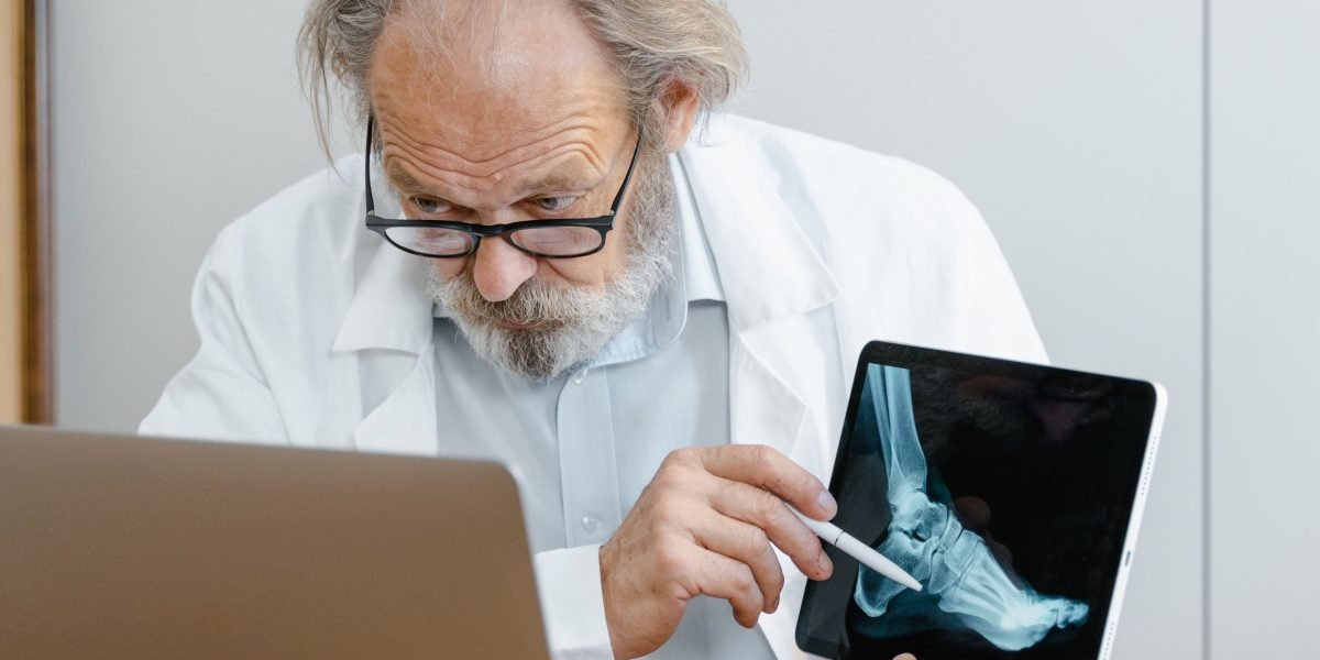 Clear communication between doctors and patients remains crucial, even as AI enhances diagnostic capabilities in healthcare.