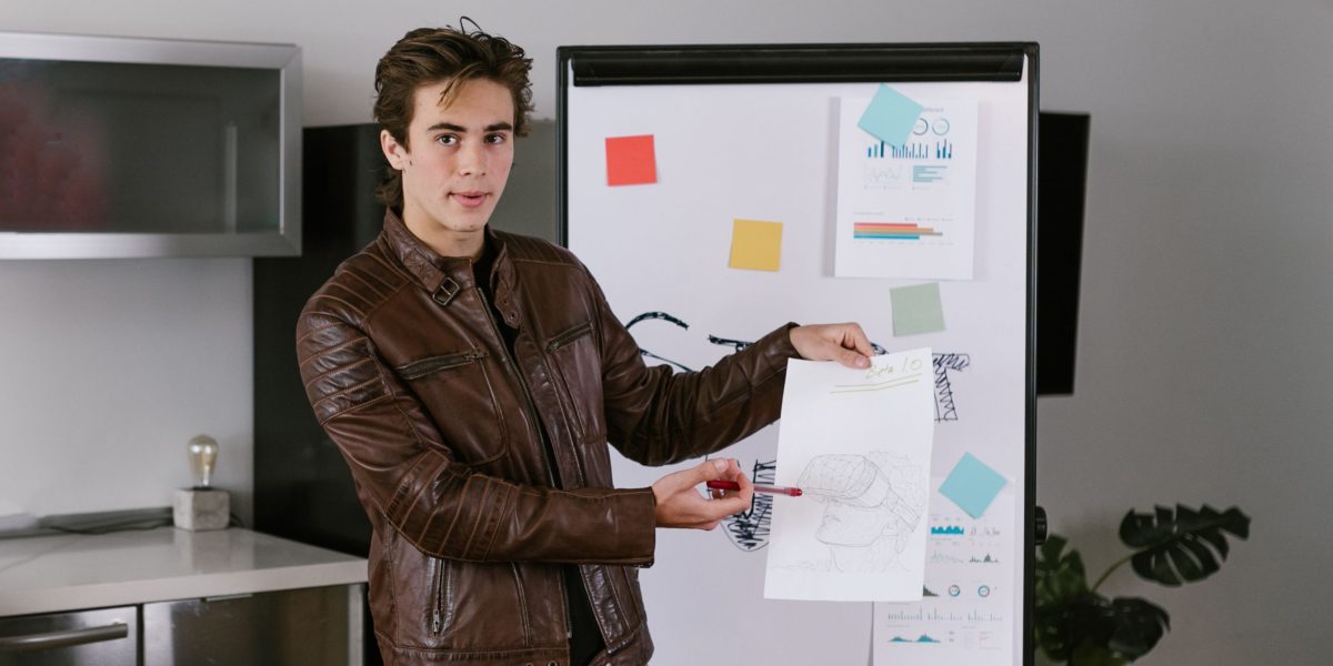 A professional effectively communicating a strategic plan for AI adoption to a receptive audience.