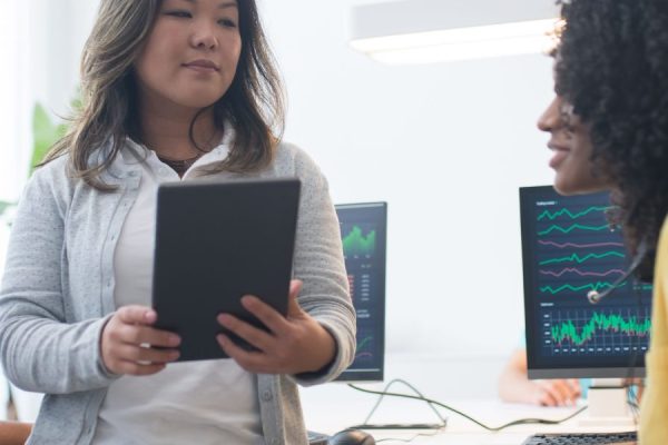 This guide explains how the entry-level data science job market has changed in 2026 and what you must do to win an interview and land a role. It shows that whil...