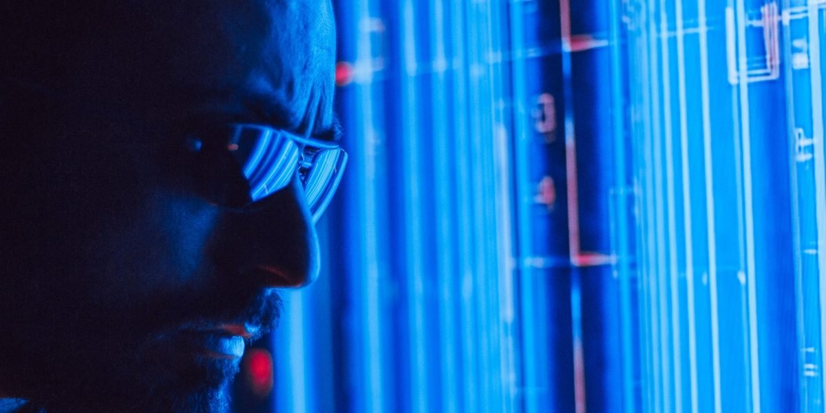 This article explains whether a data science bootcamp still makes sense in 2026 and how to pick one that truly advances your AI career. It compares bootcamps wi...