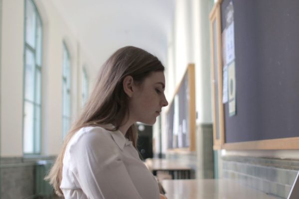 This article explains why a structured approach to learning AI is essential in 2026 and shows practical ways to build skills without getting overwhelmed. It com...
